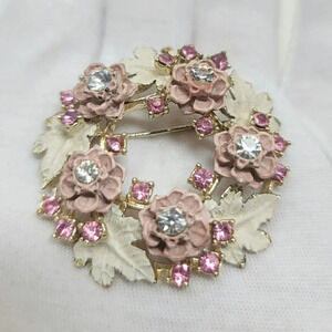 Vintage Pink and Cream Enameled Wreath Brooch